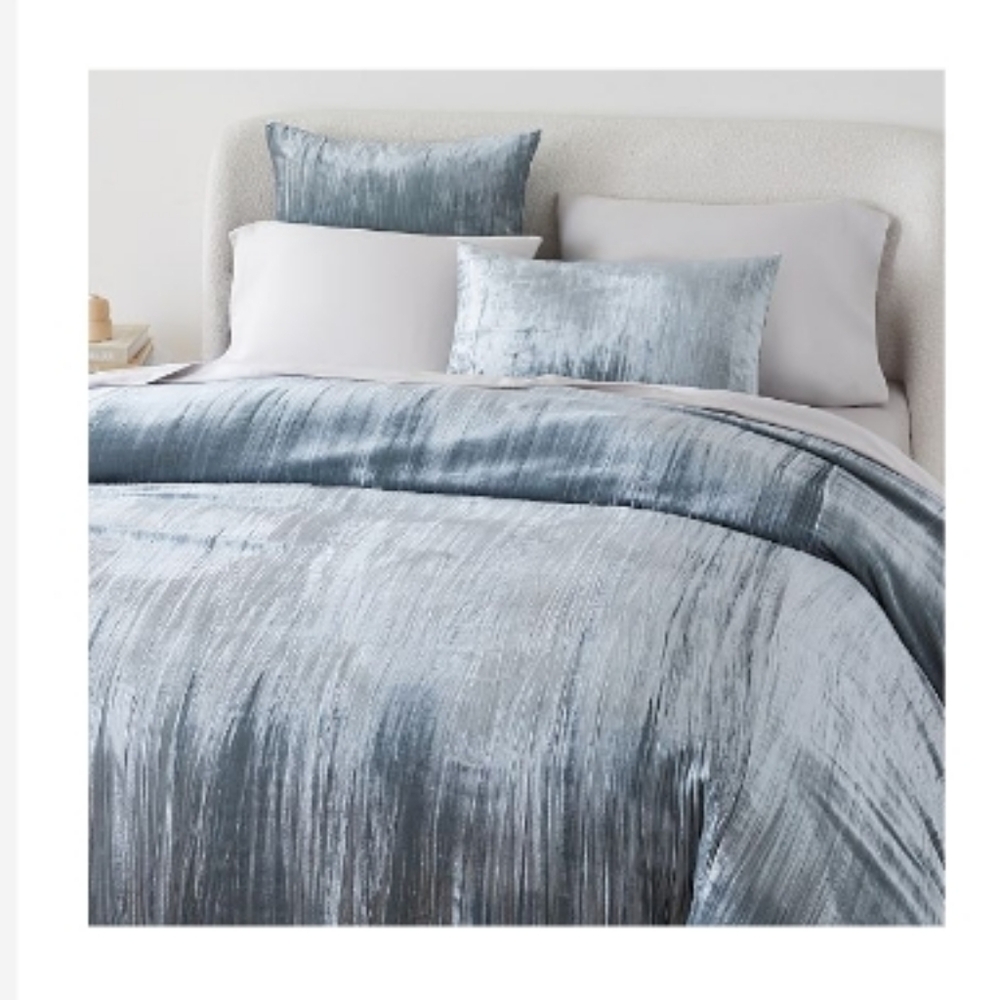 West Elm Crinkle Velvet King Duvet Cover And Two King Shams Ocean Blue